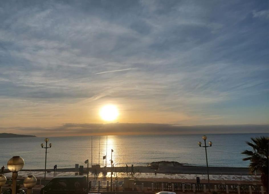 Nice Promenade Des Anglais Vue Mer Exteriör bild
